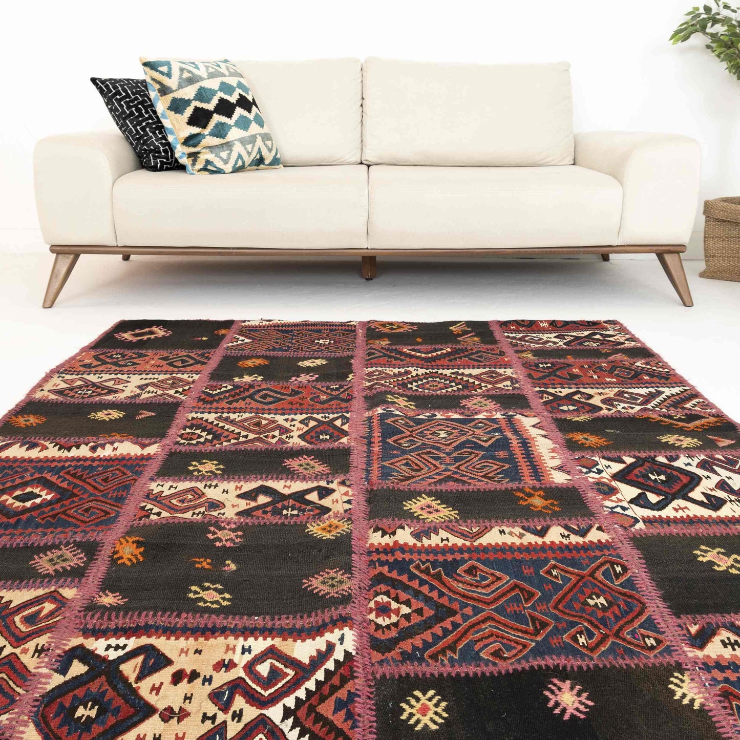 Oriental Kilim Patchwork Handmade Wool On Wool 150 x 200 Cm - 5' x 6' 7'' Black C002 ER12