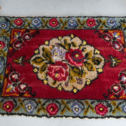 Oriental Rug Anatolian Handwoven Wool On Wool 60 x 100 Cm - 2' x 3' 4'' Red C014 ER01