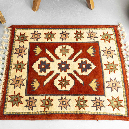 Oriental Rug Kars Handwoven Wool On Wool  66 x 75 Cm - 2' 2'' x 2' 6'' Red C014 ER01