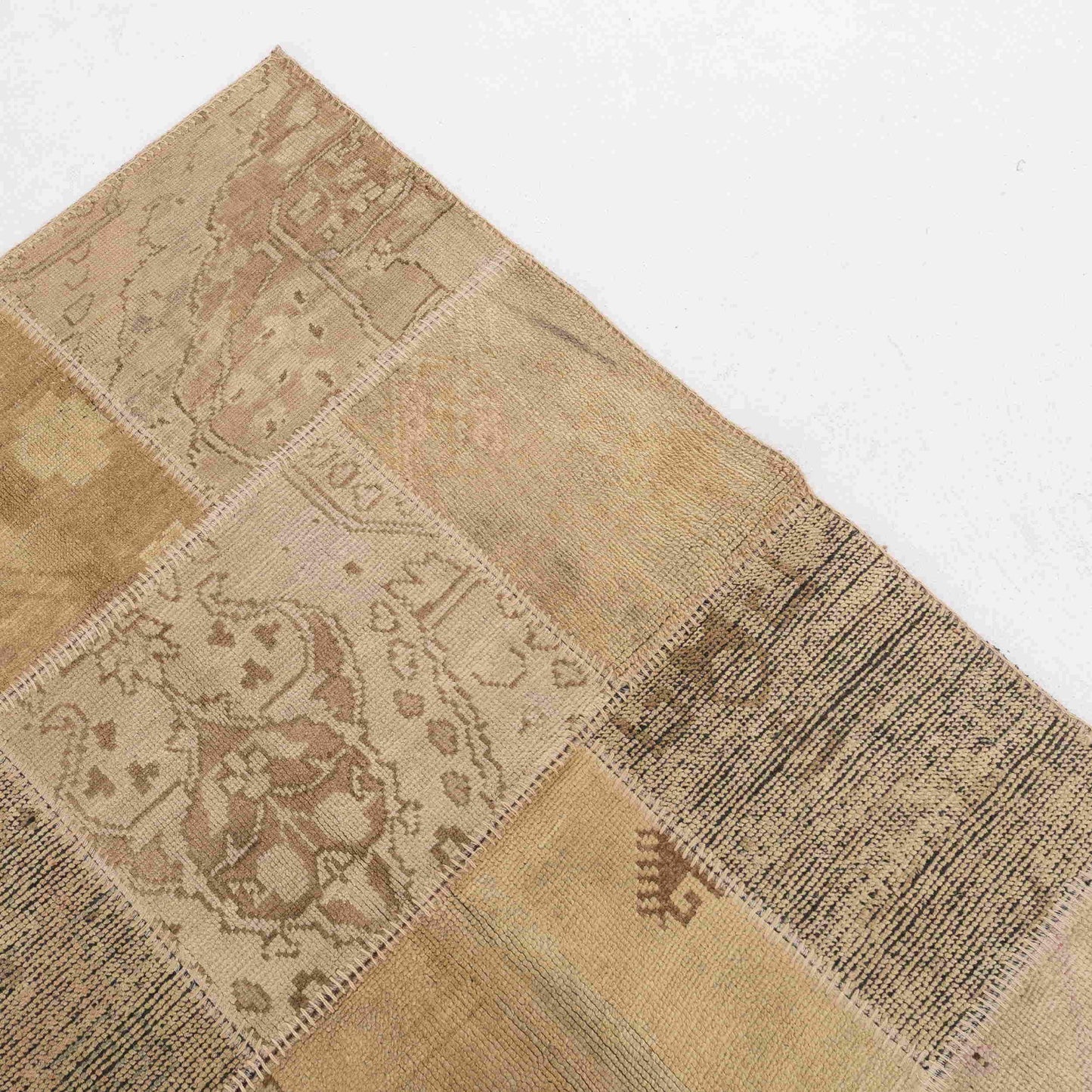 Oriental Rug Patchwork Hand Knotted Wool On Wool 170 x 242 Cm - 5' 7'' x 8' Sand C007 ER12