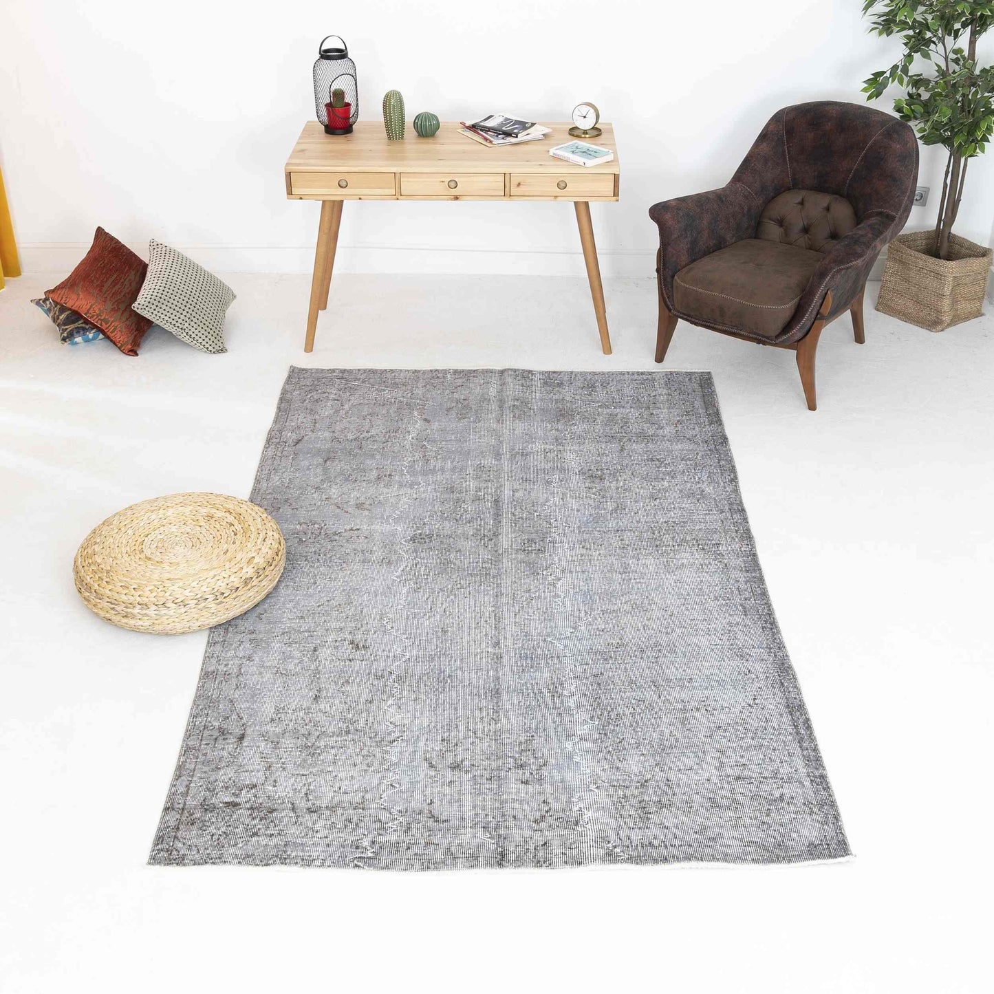 Oriental Rug Vintage Hand Knotted Wool On Cotton 159 x 256 Cm - 5' 3'' x 8' 5'' Grey C008 ER12