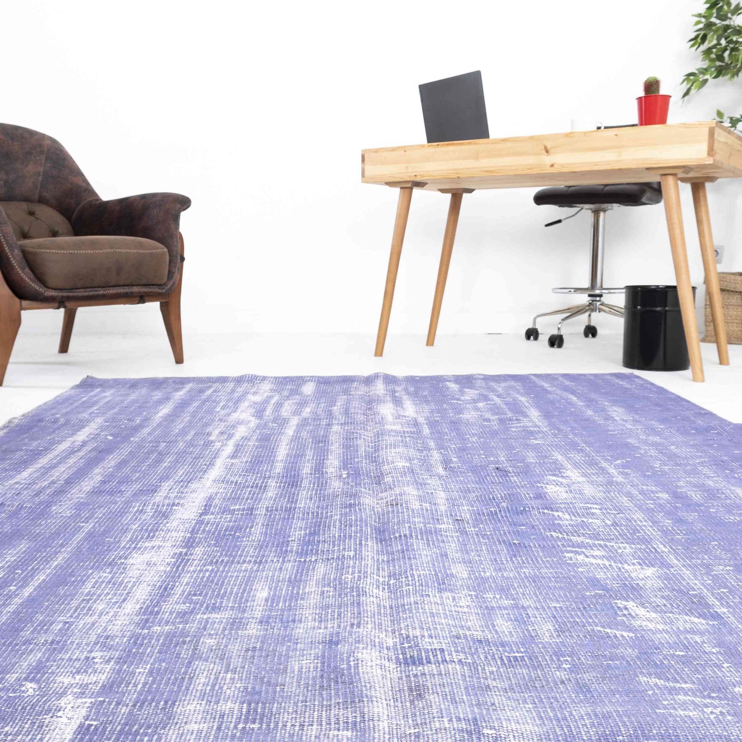Oriental Rug Vintage Hand Knotted Wool On Cotton 173 x 258 Cm - 5' 9'' x 8' 6'' Lilac C018 ER12