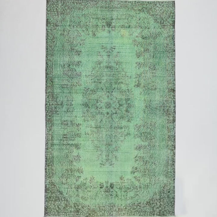 Oriental Rug Vintage Hand Knotted Wool On Cotton 168 x 279 Cm - 5' 7'' x 9' 2'' Green C001 ER12